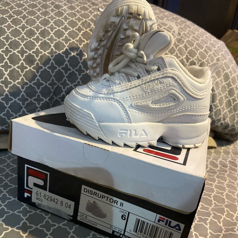 All White Spice Girl Fila’s